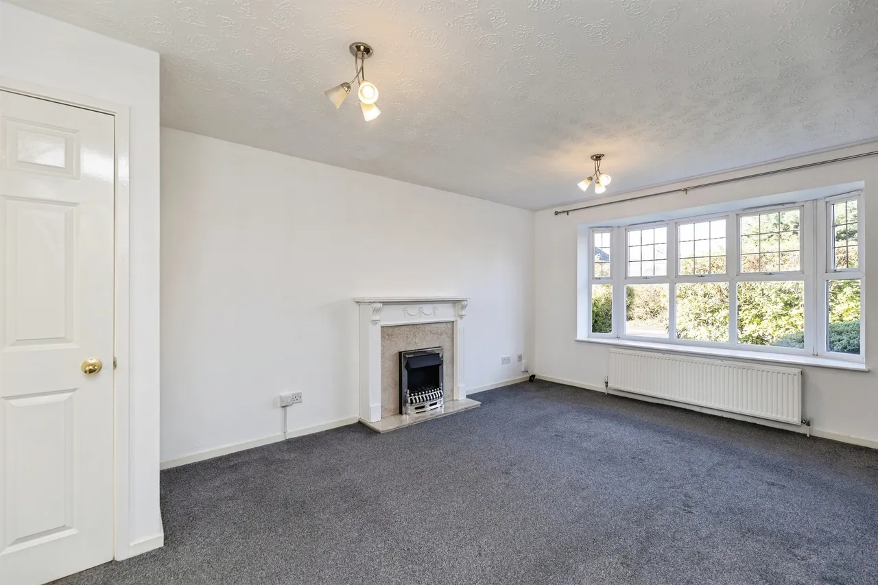 Ascot Gardens, Leeds, LS10, photo 7