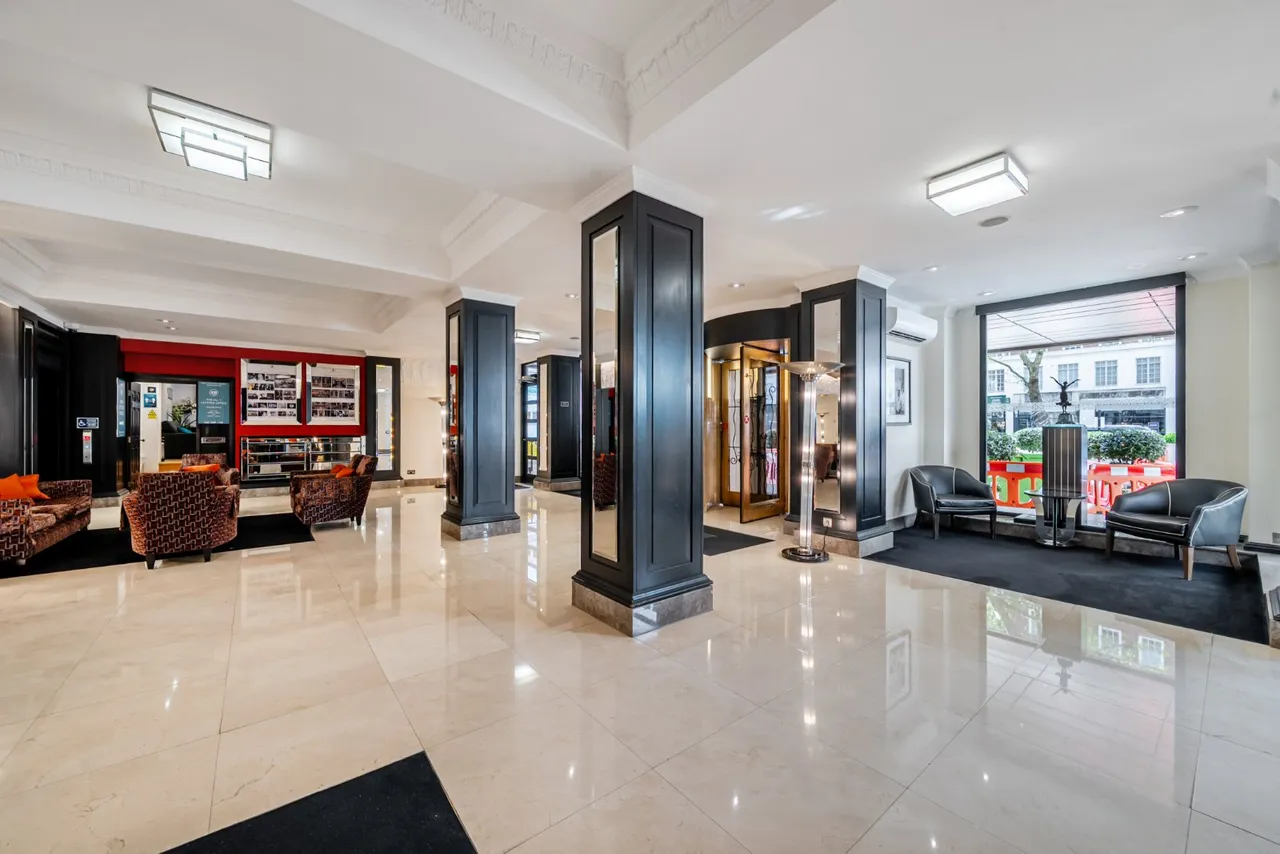 Sloane Avenue, Chelsea, London, SW3, photo 11