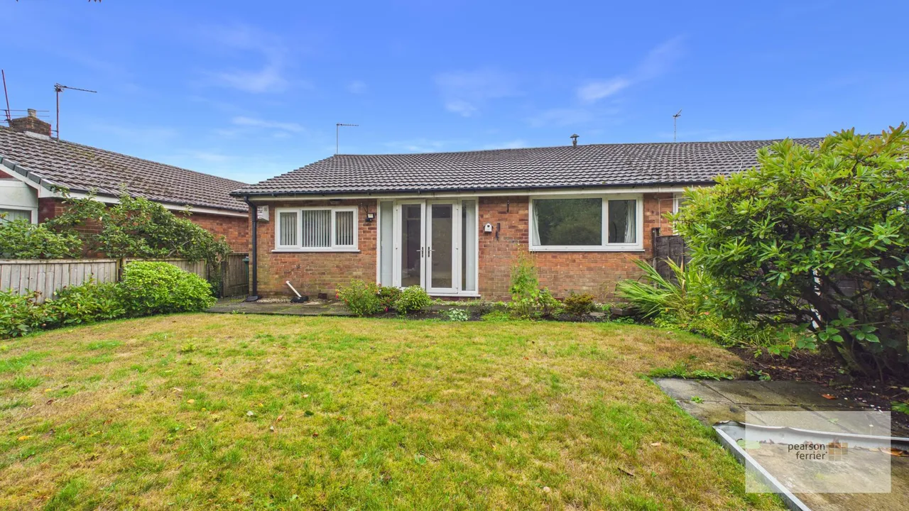 Sunnywood Drive, Tottington, Bury, BL8 3EN, photo 5