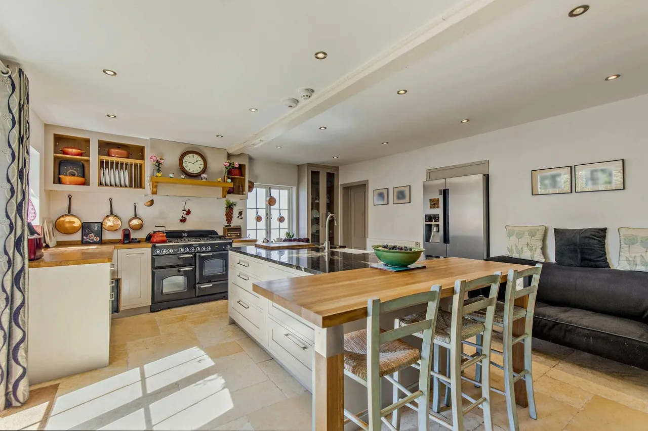 Manor Lane, Hollingbourne, Maidstone, Kent, ME17 1UN, photo 7