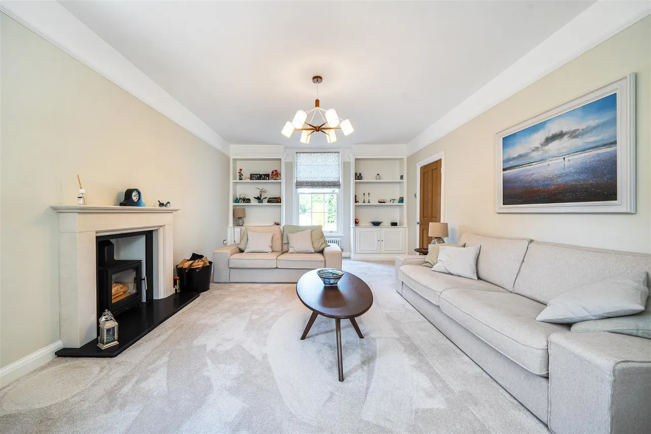 Sandringham Road, Fareham, photo 13