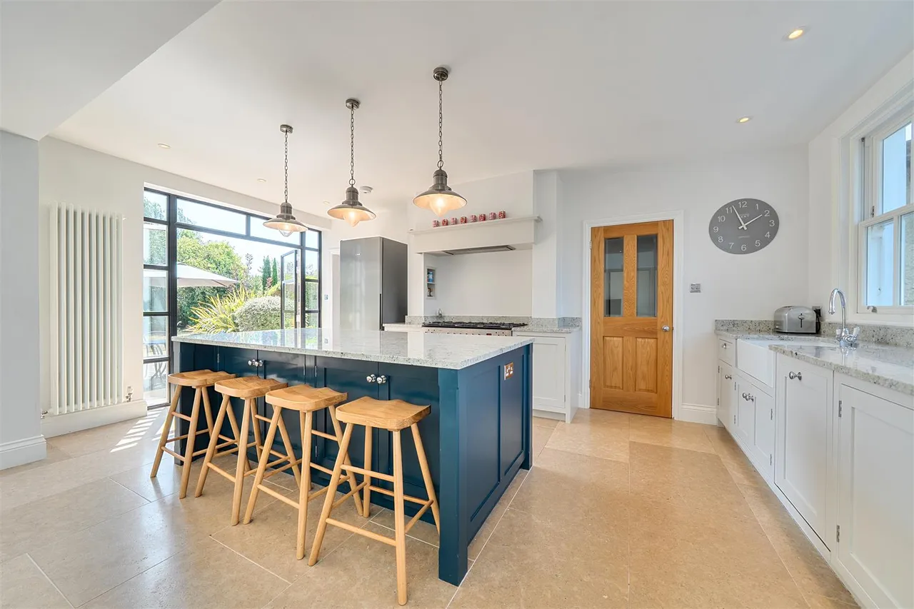 Sandringham Road, Fareham, photo 8