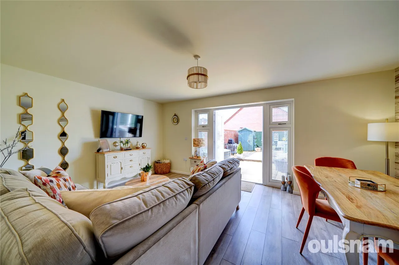 Garnett Drive, Fernhill Heath, Worcester, Worcestershire, WR3 8BZ, photo 9