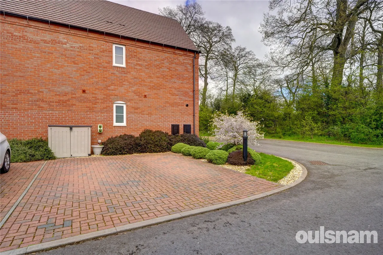 Garnett Drive, Fernhill Heath, Worcester, Worcestershire, WR3 8BZ, photo 25