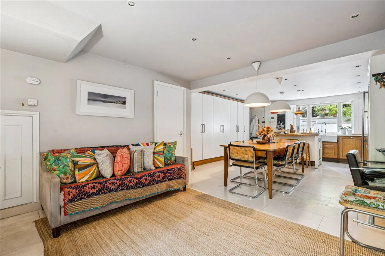 Sutherland Place, London, W2, photo 3