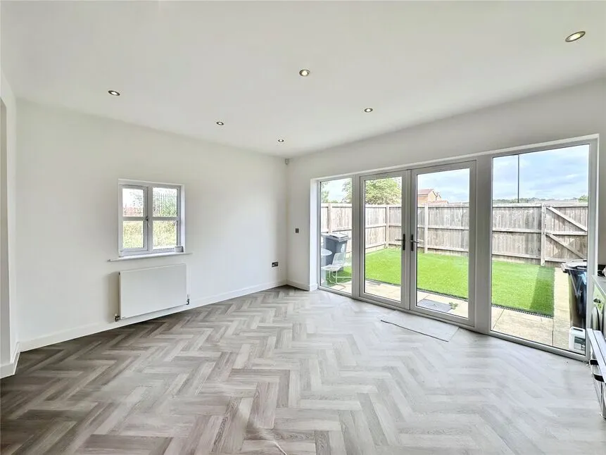 Wortley Road, High Green, South Yorkshire, S35, photo 4