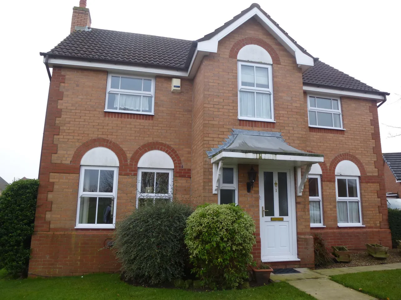 5 bed house to rent — Blenheim Way, HARROGATE