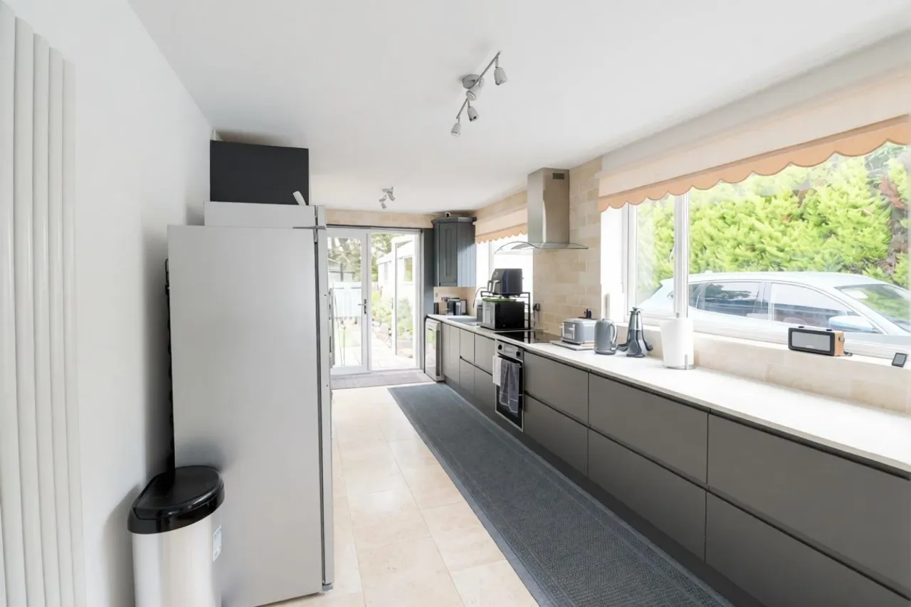 Hind Heath Road, Sandbach, photo 3