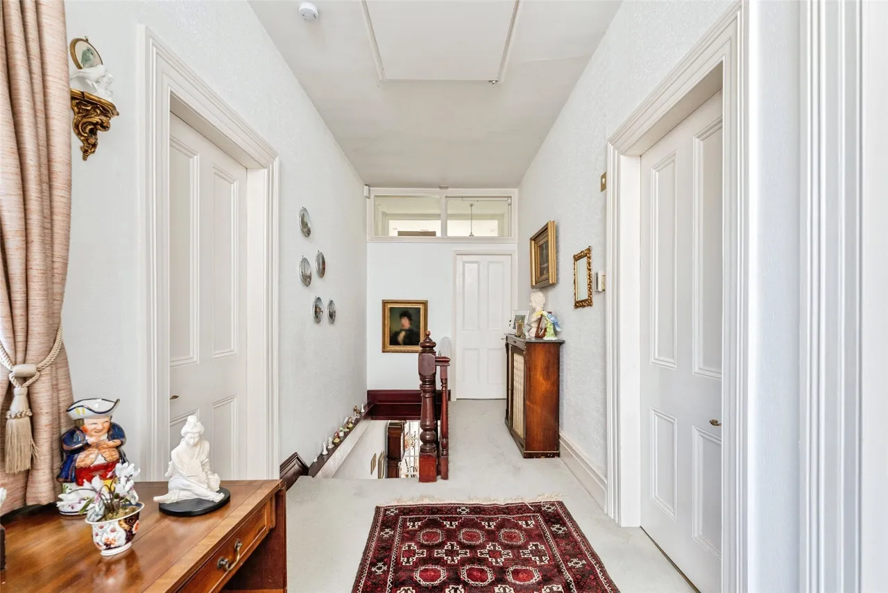 The Parade, Parkgate, CH64, photo 28