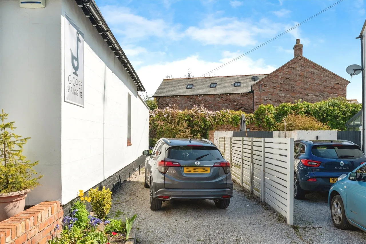 The Parade, Parkgate, CH64, photo 24
