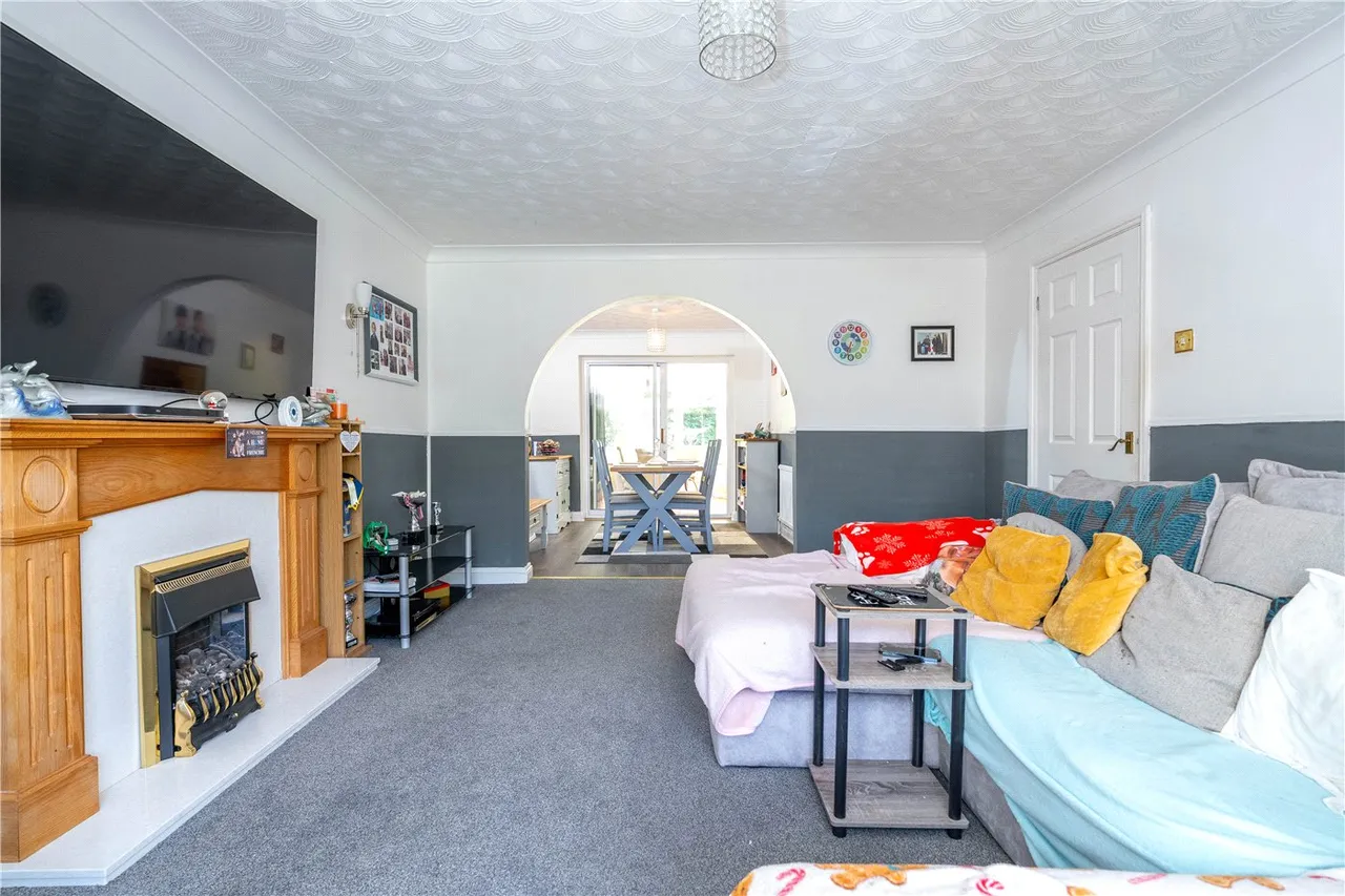 Crowson Way, Deeping St. James, Peterborough, Lincolnshire, PE6, photo 2