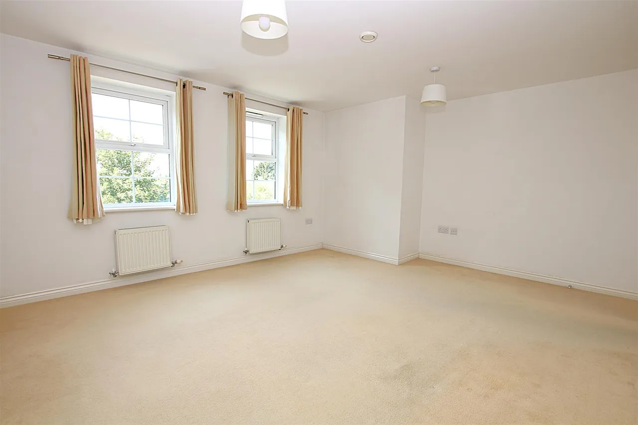 Turners Gardens, Wootton, photo 6