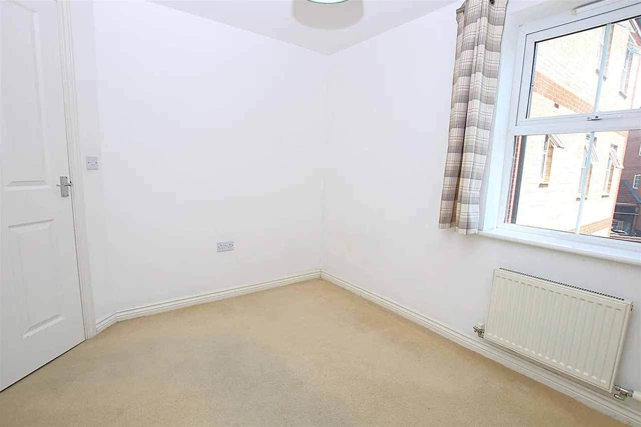 Turners Gardens, Wootton, photo 11