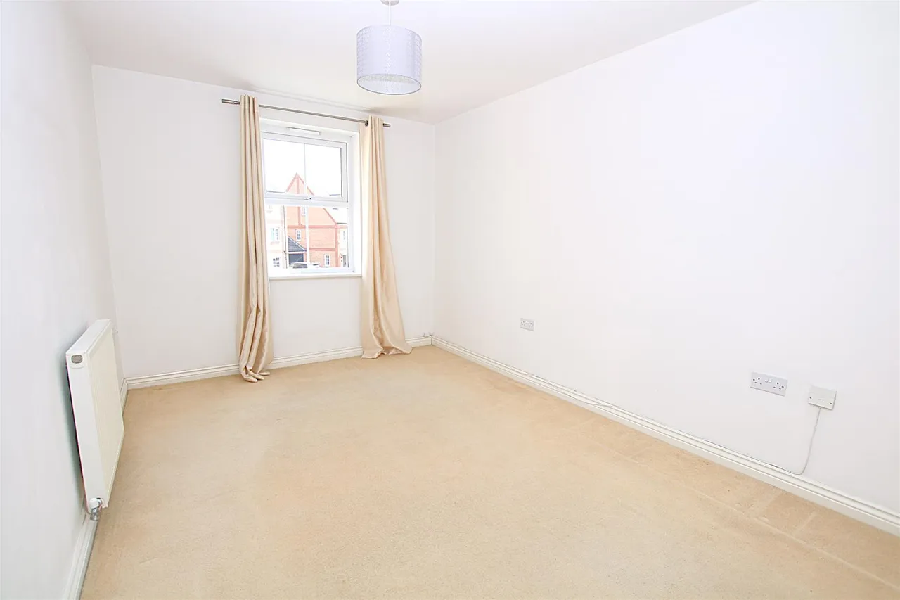 Turners Gardens, Wootton, photo 9