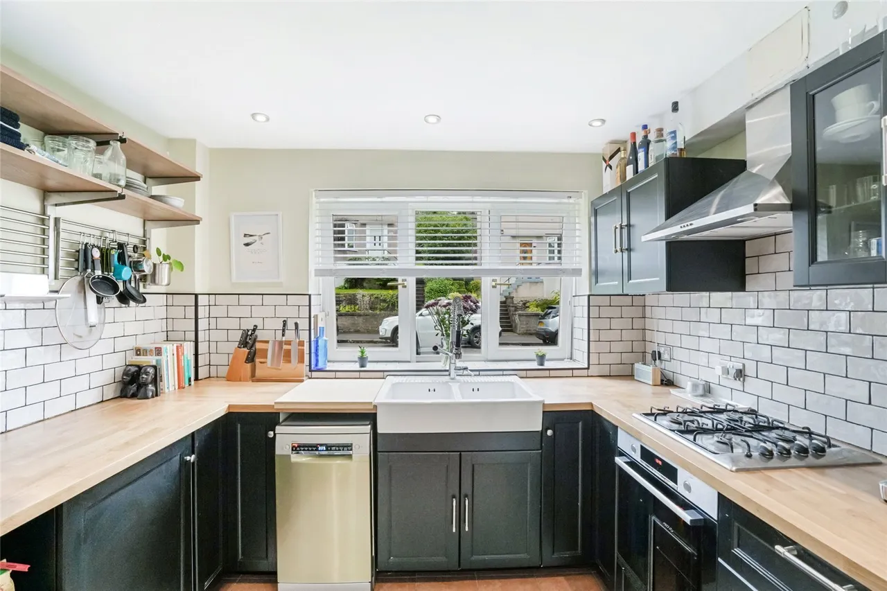 Weymouth Drive, Kelvindale, Glasgow, G12, photo 6