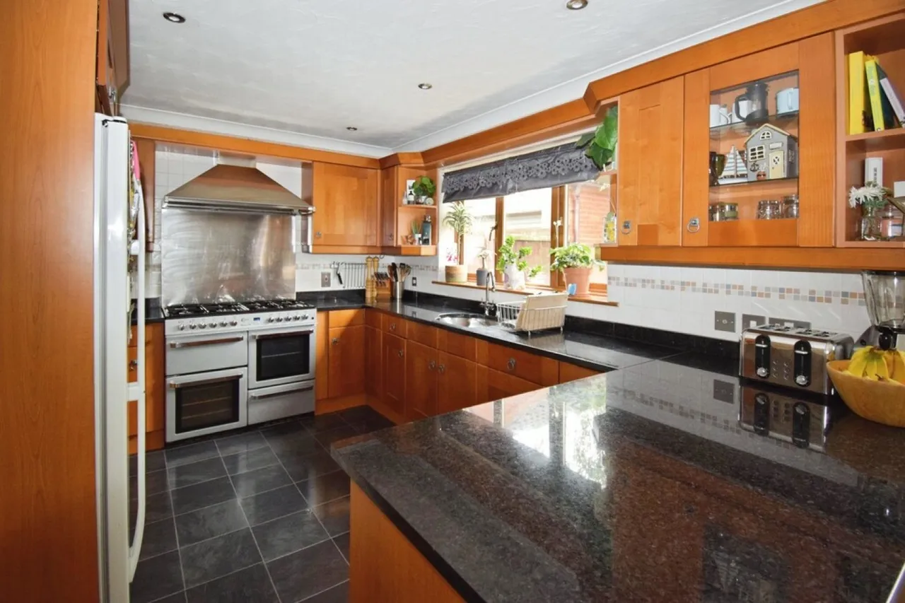 39 Station Road, Fernhill Heath, Worcestershire, WR3 7UJ, photo 5