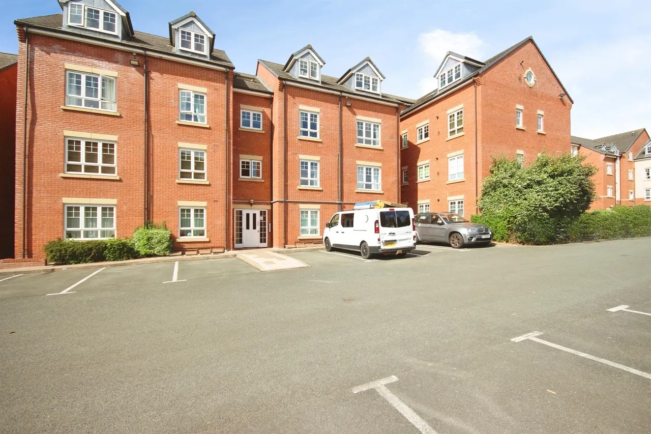 2 bed flat for sale — Ansell Way, WARWICK
