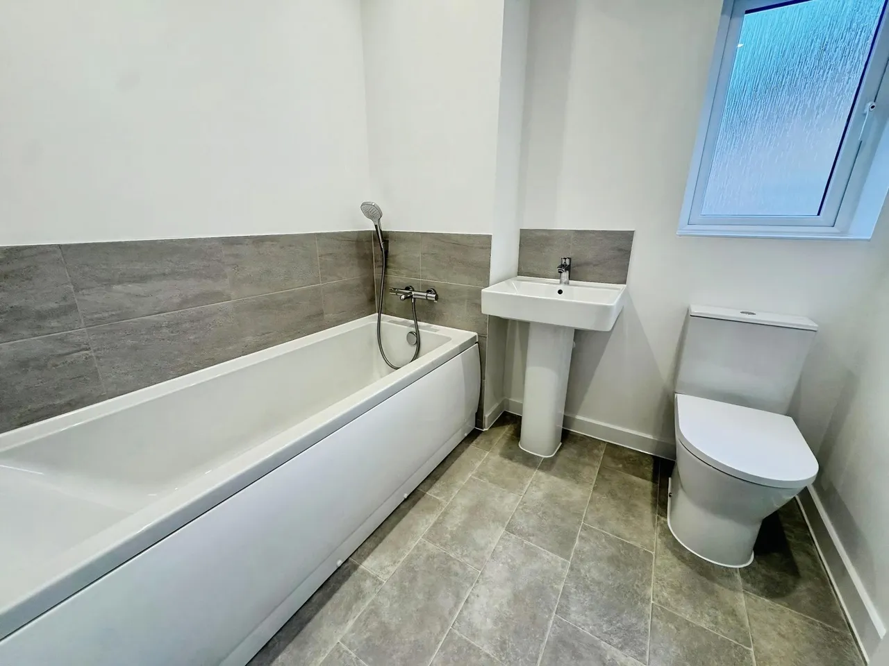 Typhoon Drive, Market Deeping, PE6, photo 15