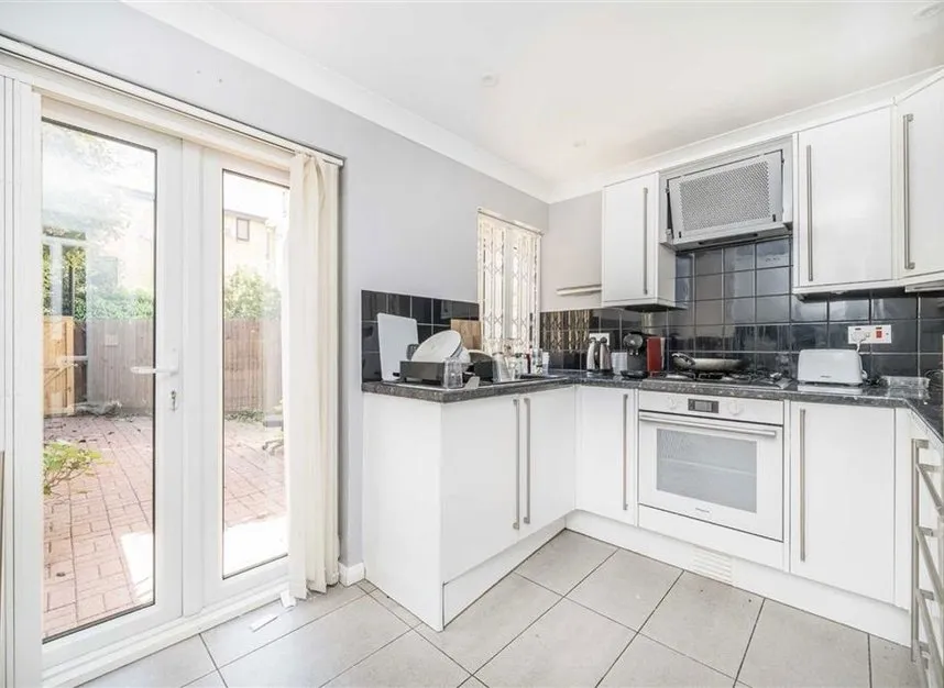 Fowey Close, Wapping, E1W, photo 4