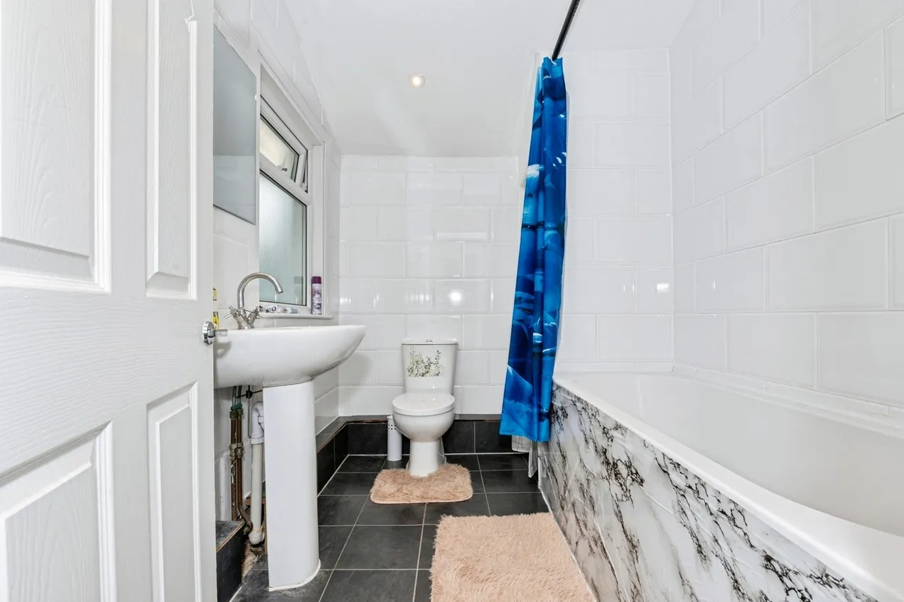 High Street, Aveley, South Ockendon, Essex, RM15, photo 10