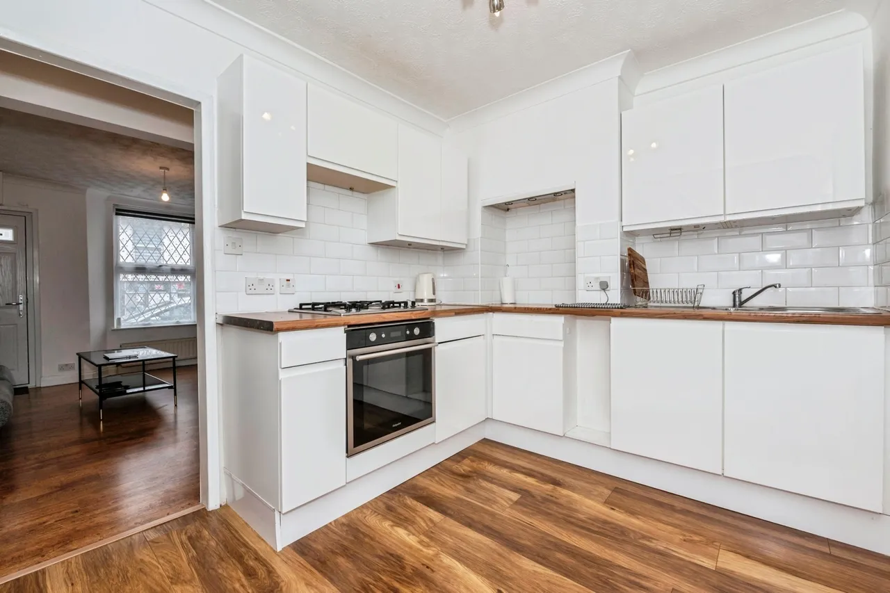 High Street, Aveley, South Ockendon, Essex, RM15, photo 5