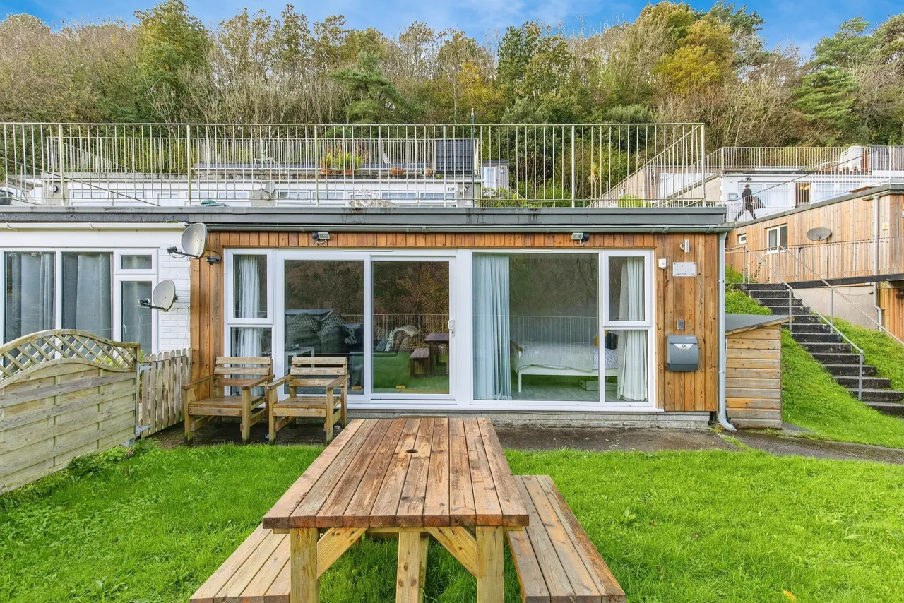 2 bed mobile home for sale, Millendreath Holiday Village, Millendreath, PL13