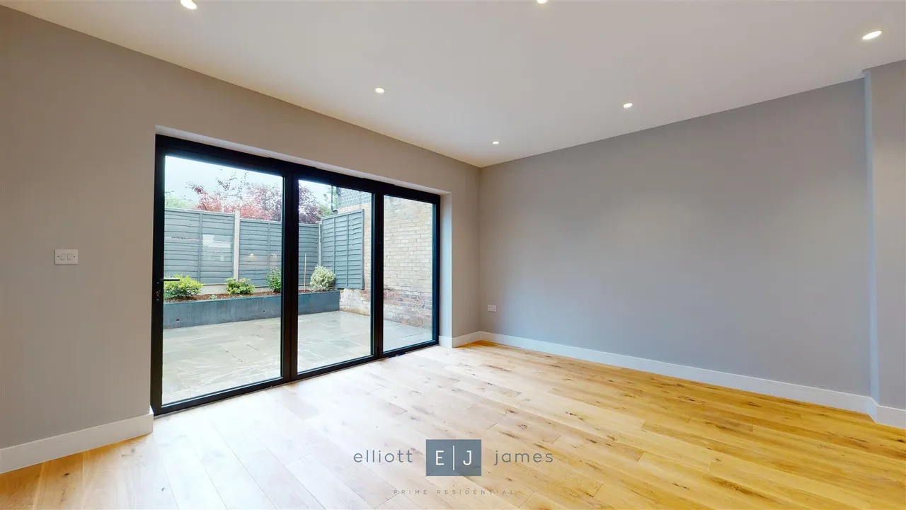 Church Hill, Loughton, IG10, photo 3