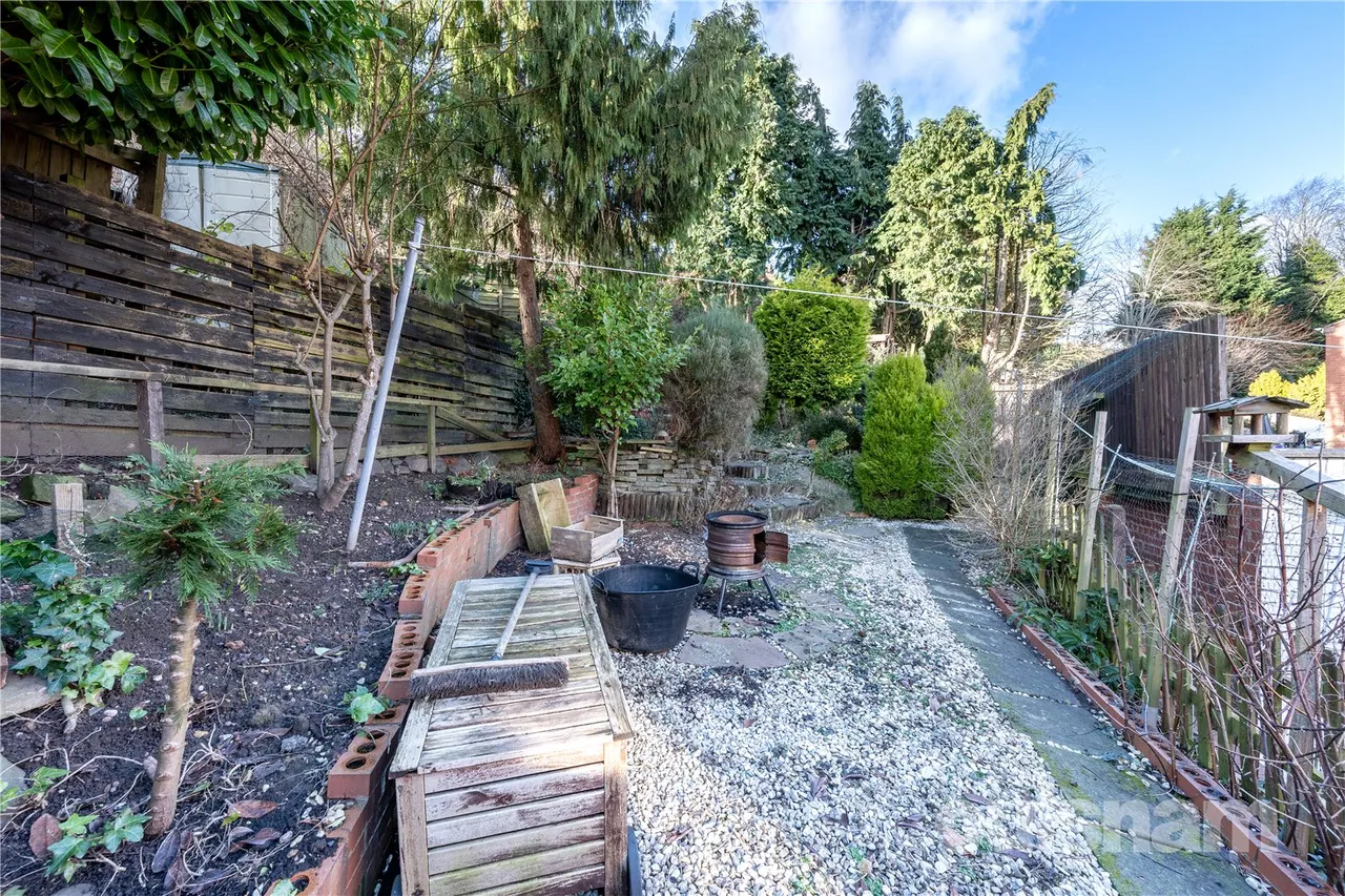 Old Crest Avenue, Redditch, Worcestershire, B98 7EG, photo 18