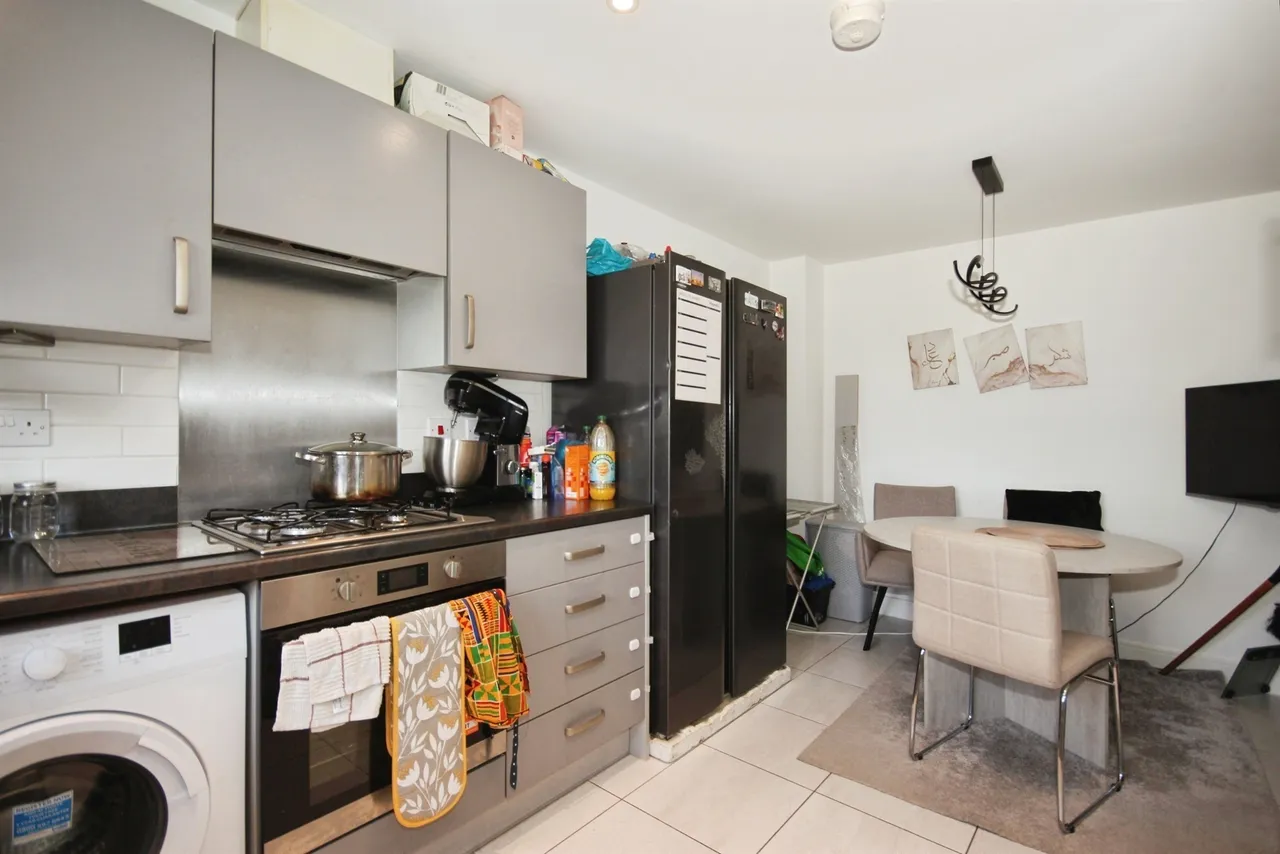 Hindhead Drive, Longford, CV6, photo 5