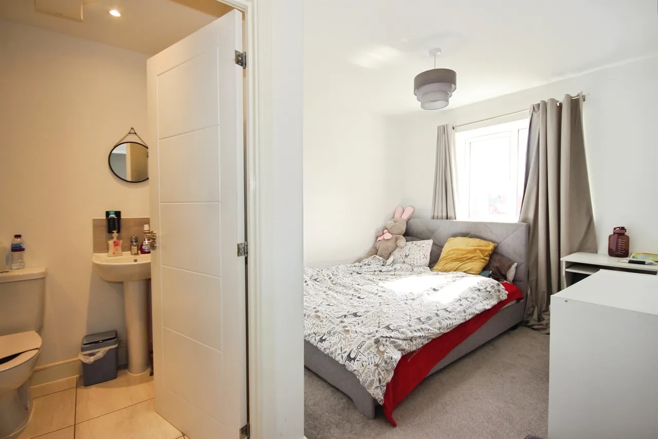 Hindhead Drive, Longford, CV6, photo 8