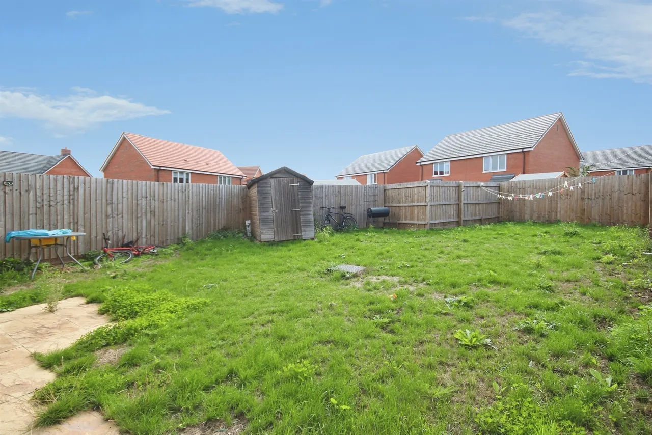 Hindhead Drive, Longford, CV6, photo 15