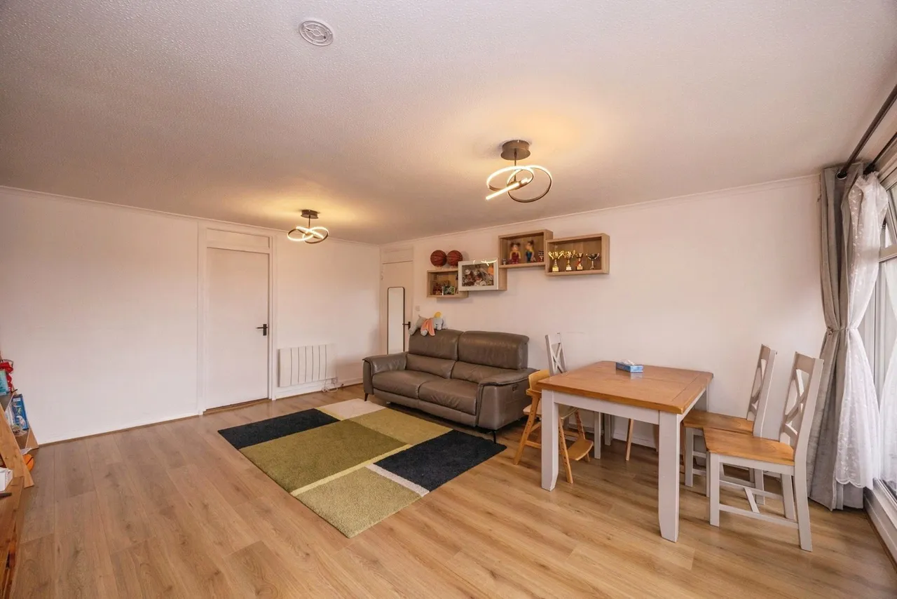 Chidham Close, Havant, PO9, photo 9
