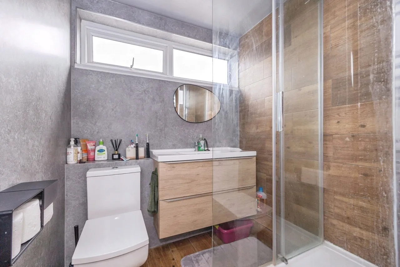 Chidham Close, Havant, PO9, photo 10