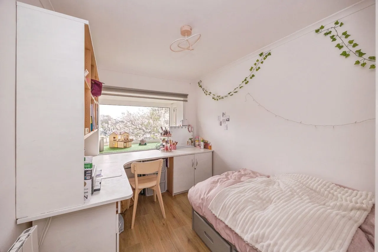 Chidham Close, Havant, PO9, photo 15