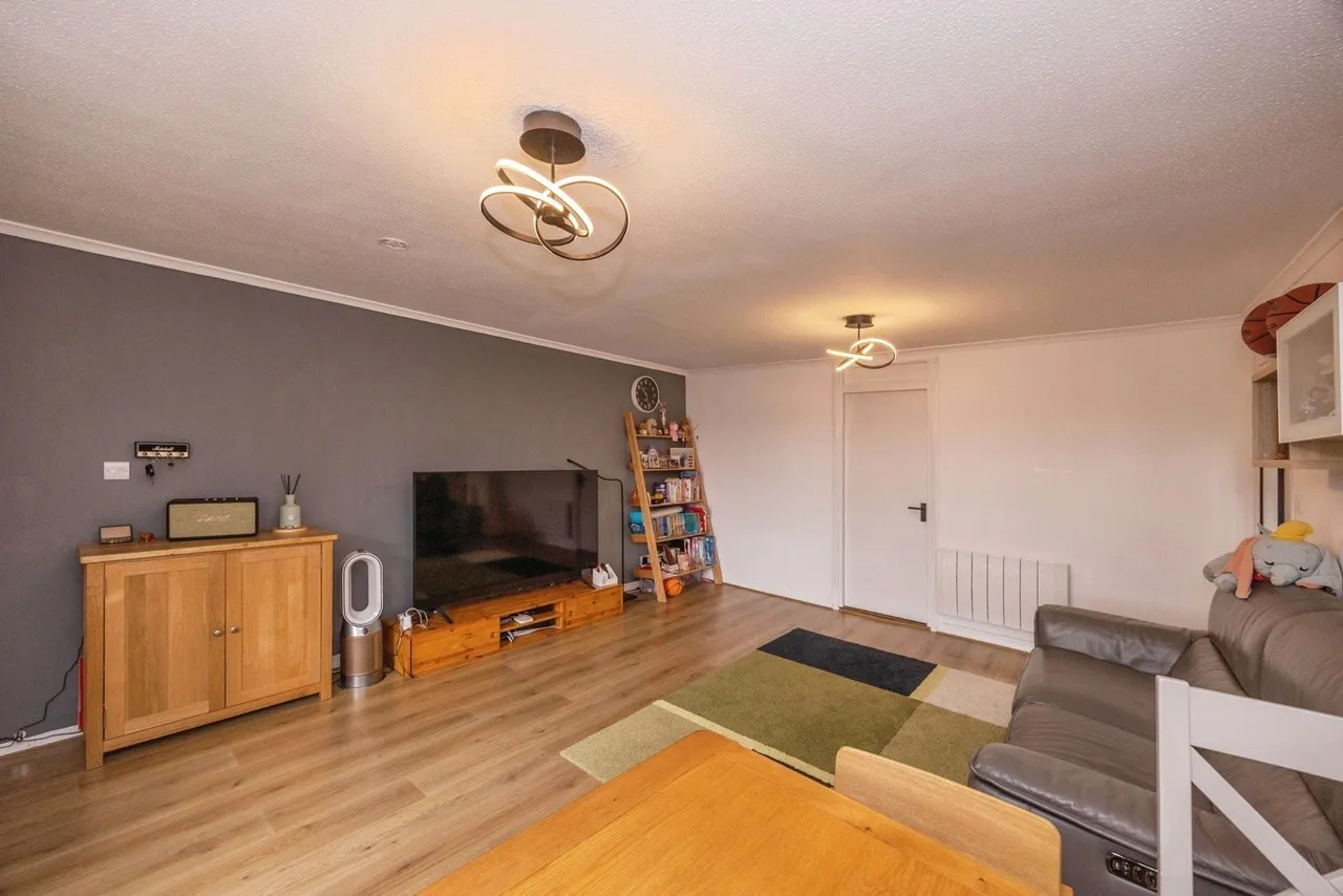Chidham Close, Havant, PO9, photo 8