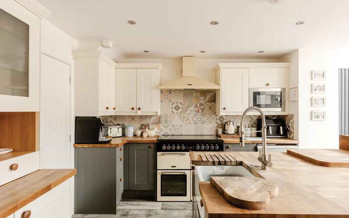 Gerrish Avenue, Mangotsfield, BS16, photo 12