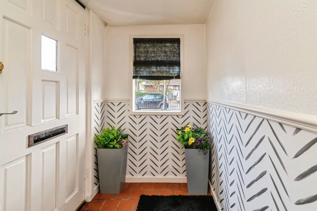 Broxtowe Lane, NOTTINGHAM, photo 6