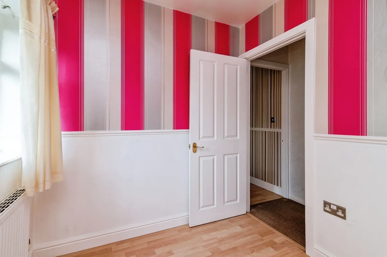 Broxtowe Lane, NOTTINGHAM, photo 11