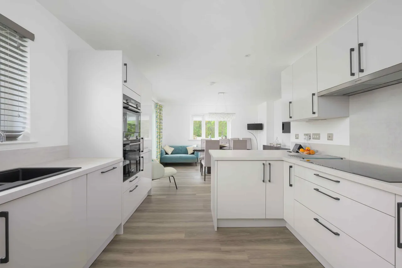 Beaton Drive, Winchburgh, photo 10