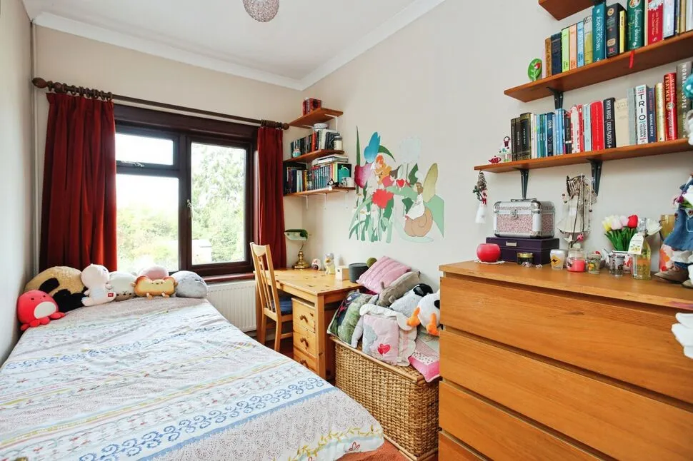 Canterbury Road, Pembury, TN2, photo 8