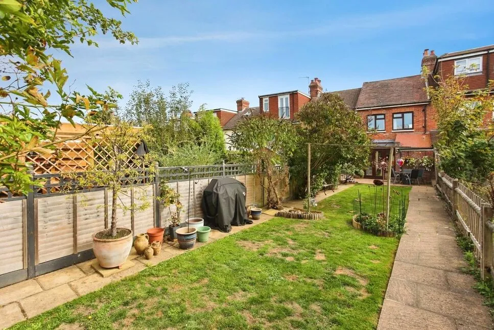 Canterbury Road, Pembury, TN2, photo 6