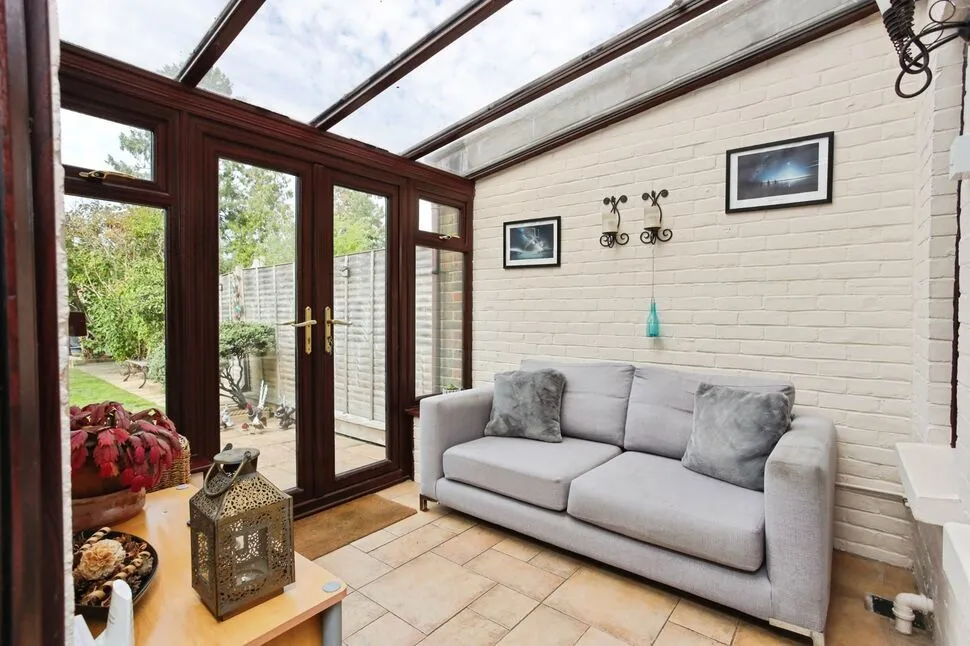Canterbury Road, Pembury, TN2, photo 7