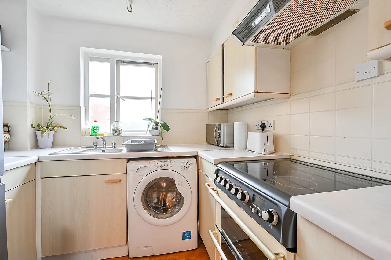 36 Anderson Close, London, photo 5