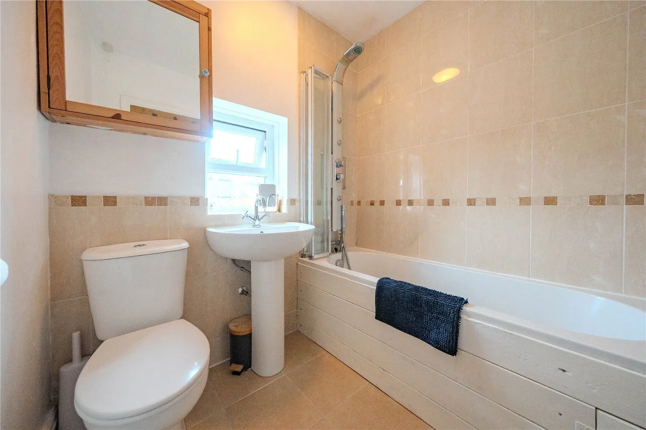 Commercial Villas, Pudsey, LS28, photo 15