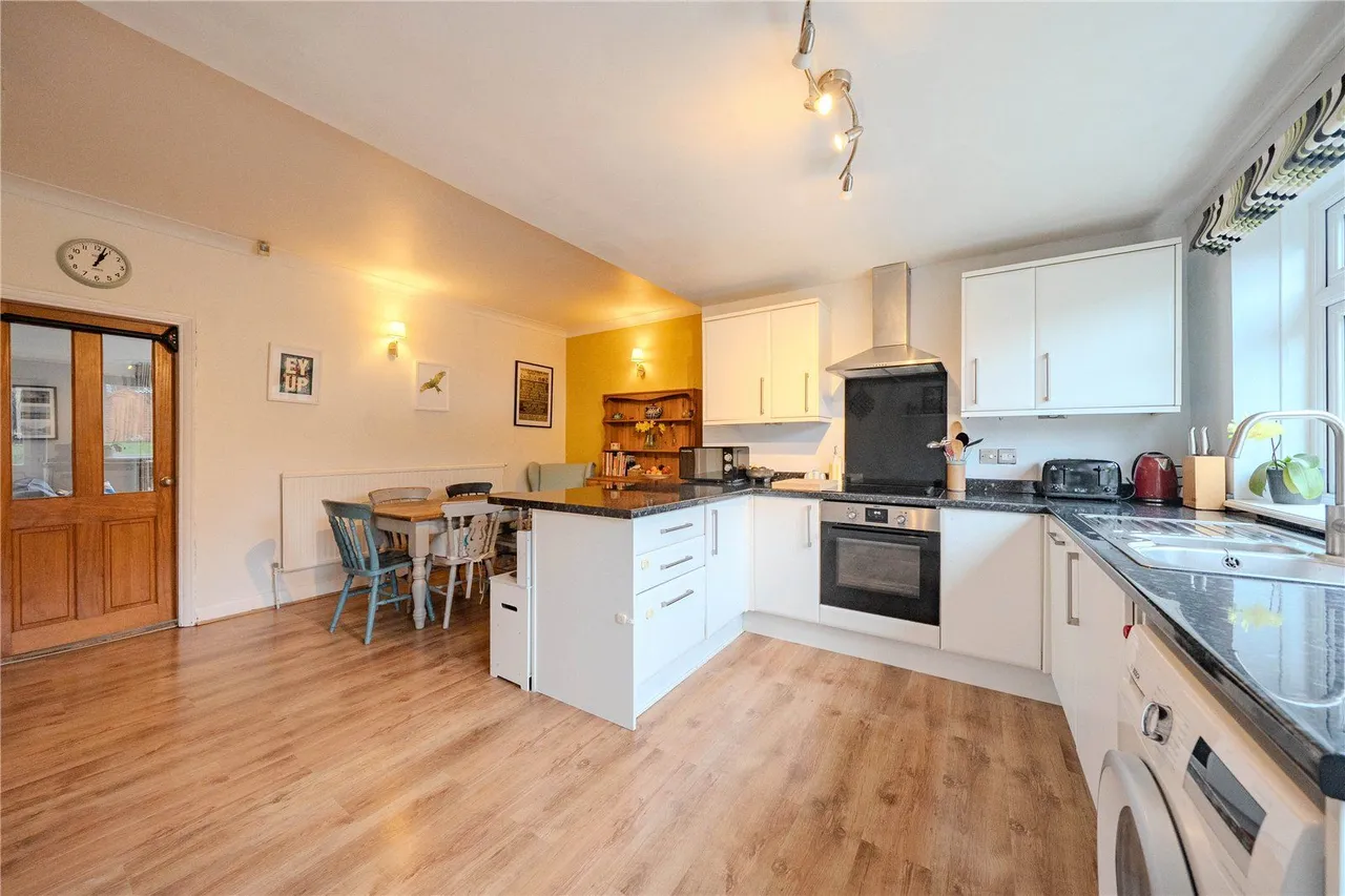 Commercial Villas, Pudsey, LS28, photo 13