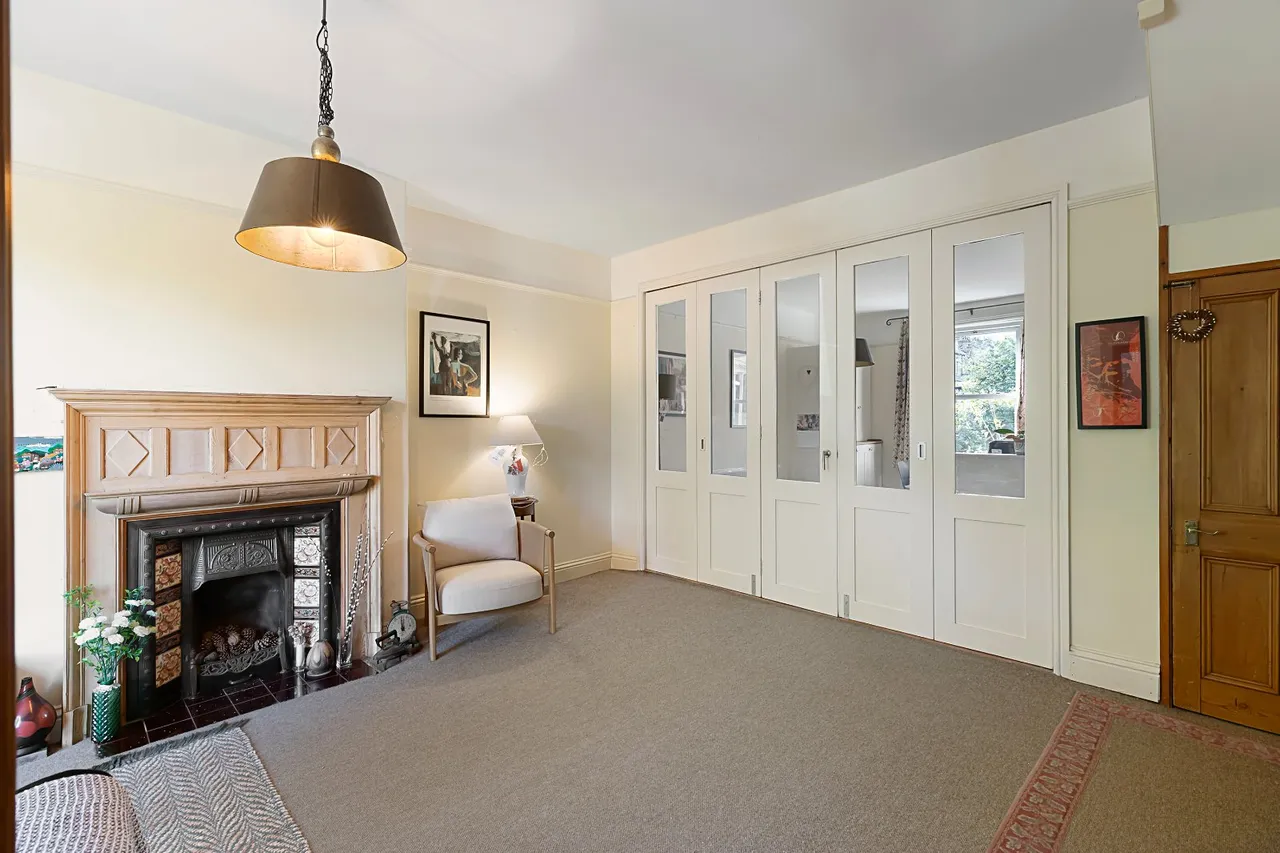 Bridge Lane, Ilkley, LS29, photo 4