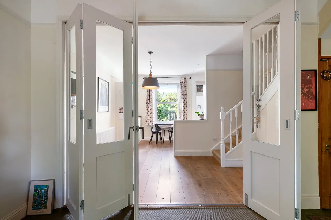 Bridge Lane, Ilkley, LS29, photo 5