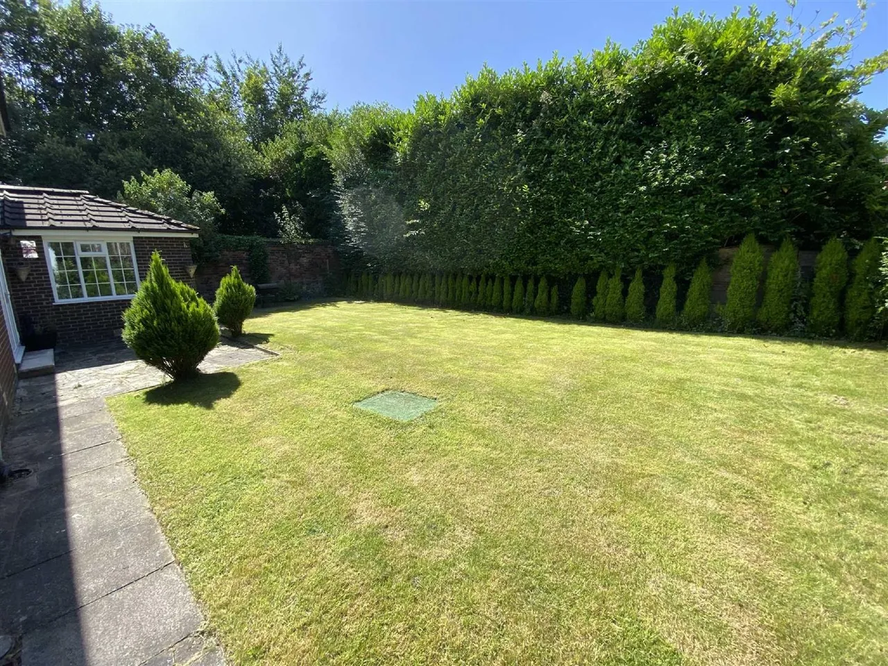 Carlton Court, Hale, WA15, photo 14
