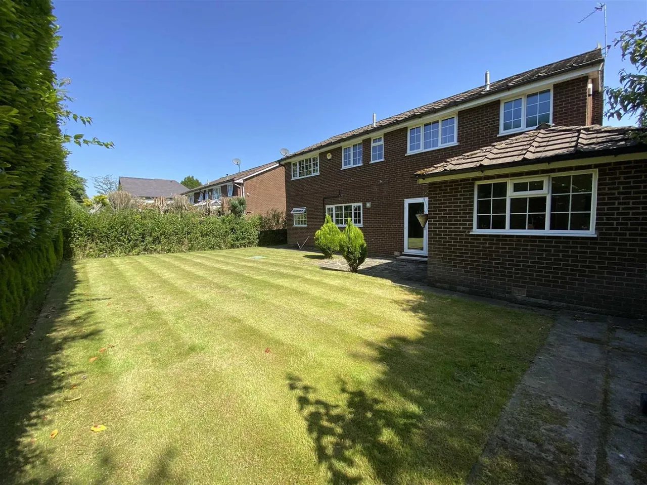 Carlton Court, Hale, WA15, photo 15