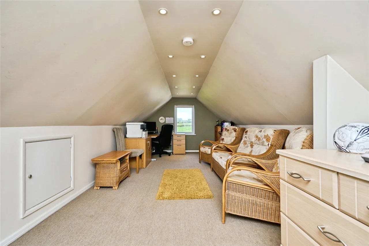 Horsebridge Hill, Newport, PO30, photo 19